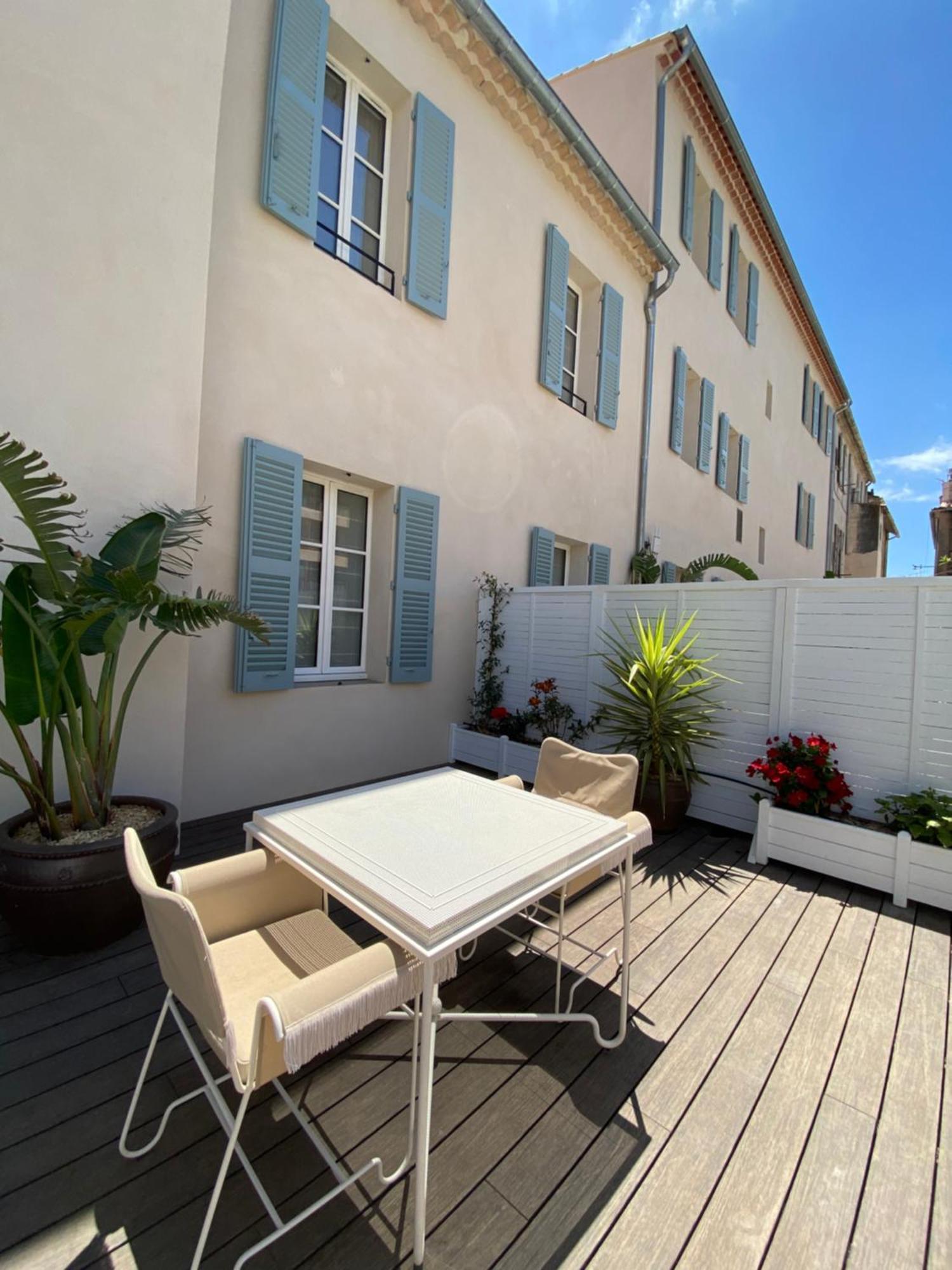 Lilou Hotel Hyères Eksteriør billede